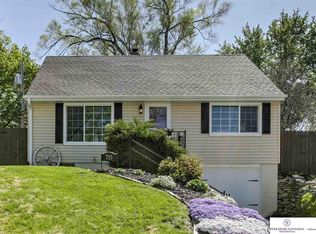715 S 68th Ave, Omaha, NE 68106