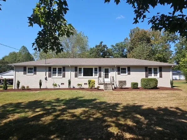 342 Oakwood Ln, Tullahoma, TN 37388
