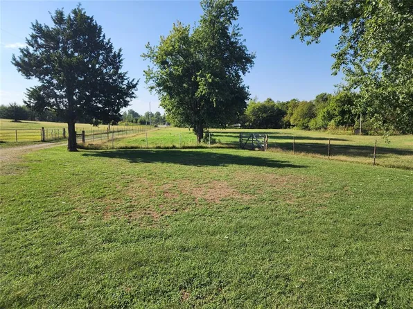 407 Burntwood Dr, Tuttle, OK 73089