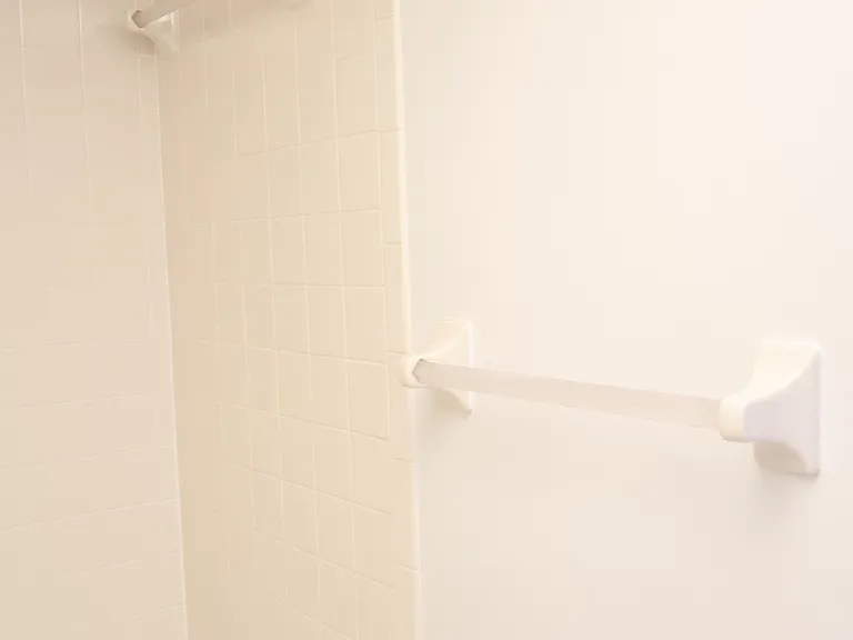 en-suite bathroom #1