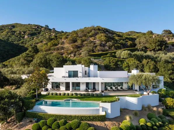 1130 E Mountain Dr, Santa Barbara, CA 93108