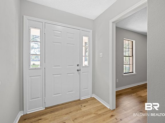 5th image of 303 Rabun Rd