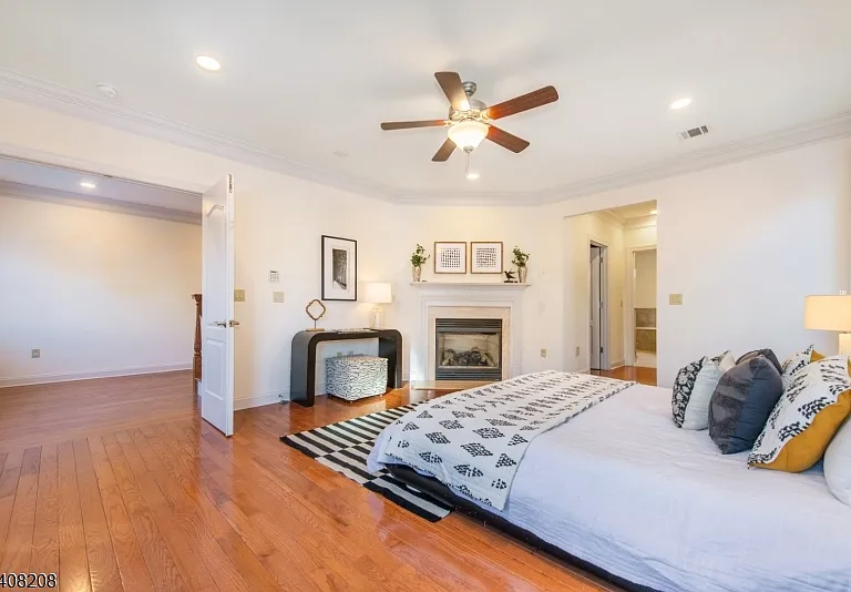 3 Christopher Ct — Photo 23
