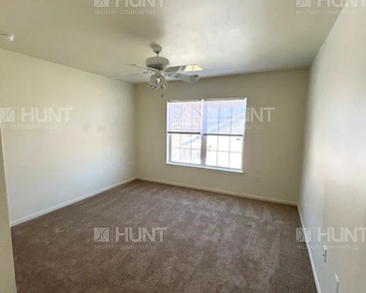 6016 Hornbeam Ct — Photo 8