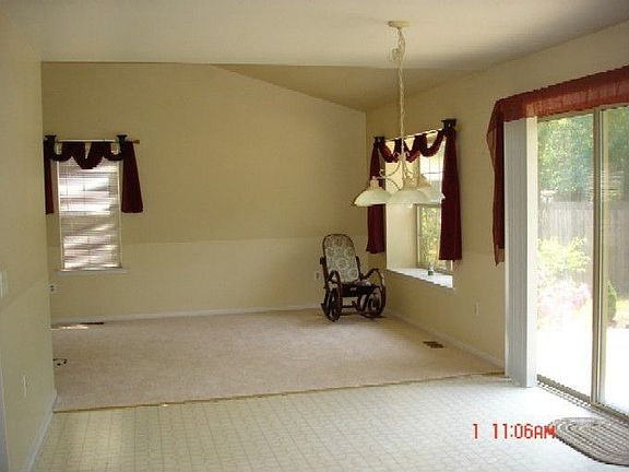 Family w/Cathedral Ceiling