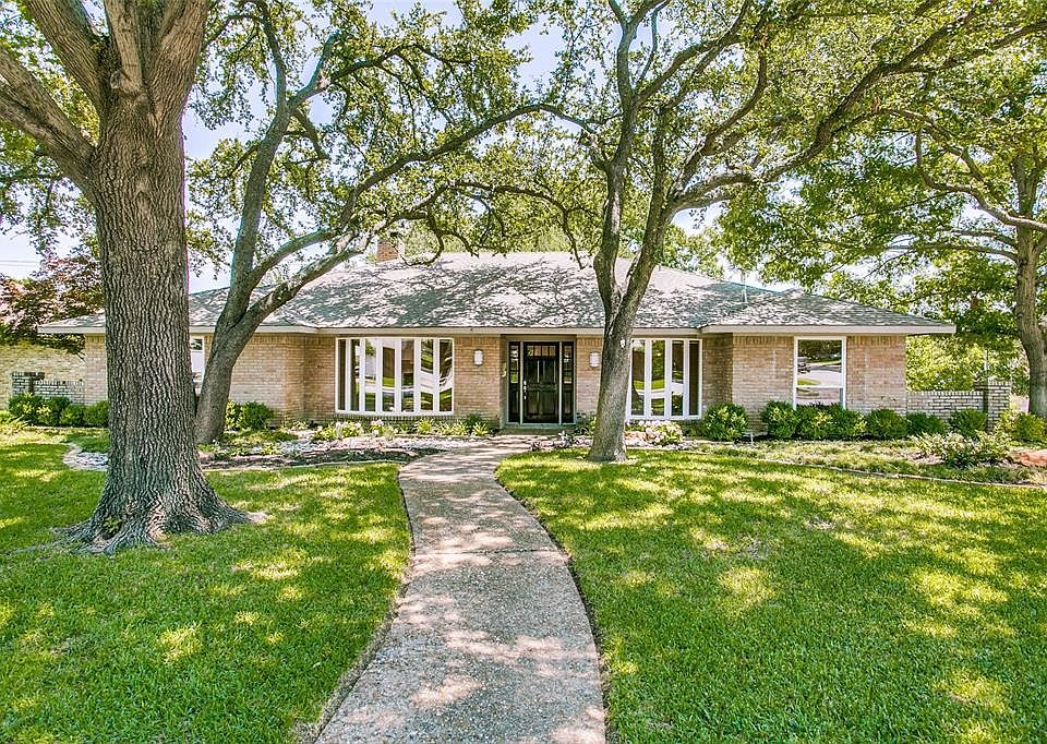 1st image of 7104 Blackwood Dr