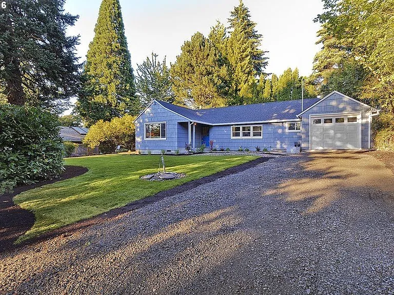 10044 SW 35th Ave — Photo 8