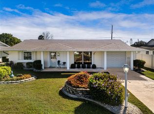 1207 Hacienda Dr, Sun City Center, FL 33573