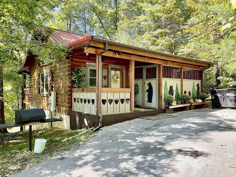 1st image of 2830 Laughing Pine Ln
