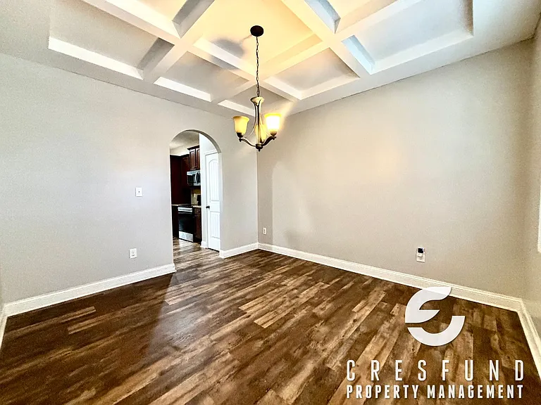 239 Fountain Grove Dr — Photo 9