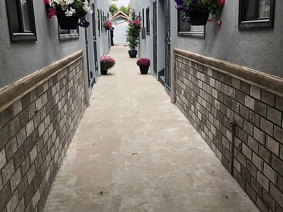 4th image of 3737 Slauson Ave