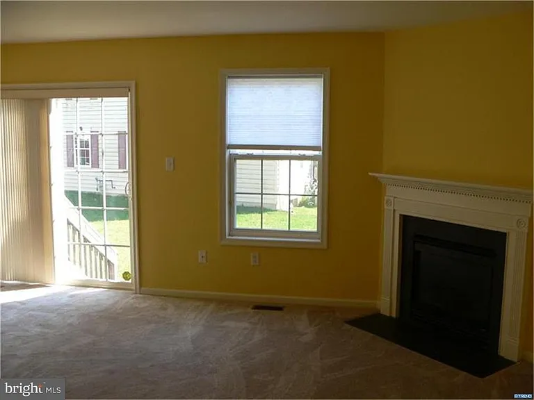 523 Red Bud Ct — Photo 11