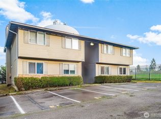 3030 S 216th St #E, Seattle, WA
