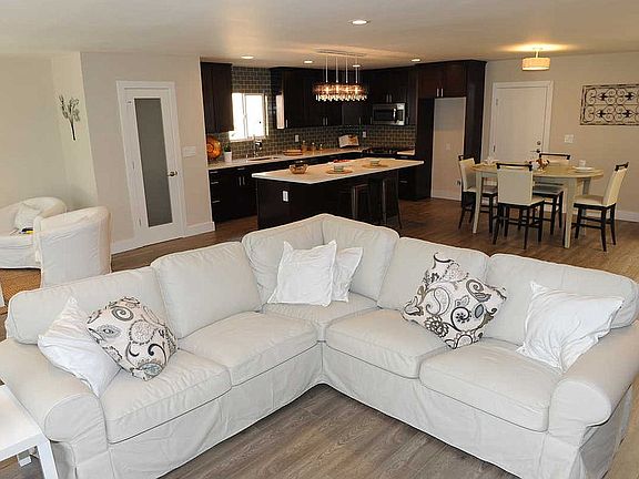 5th image of 6367 Del Cerro Ct