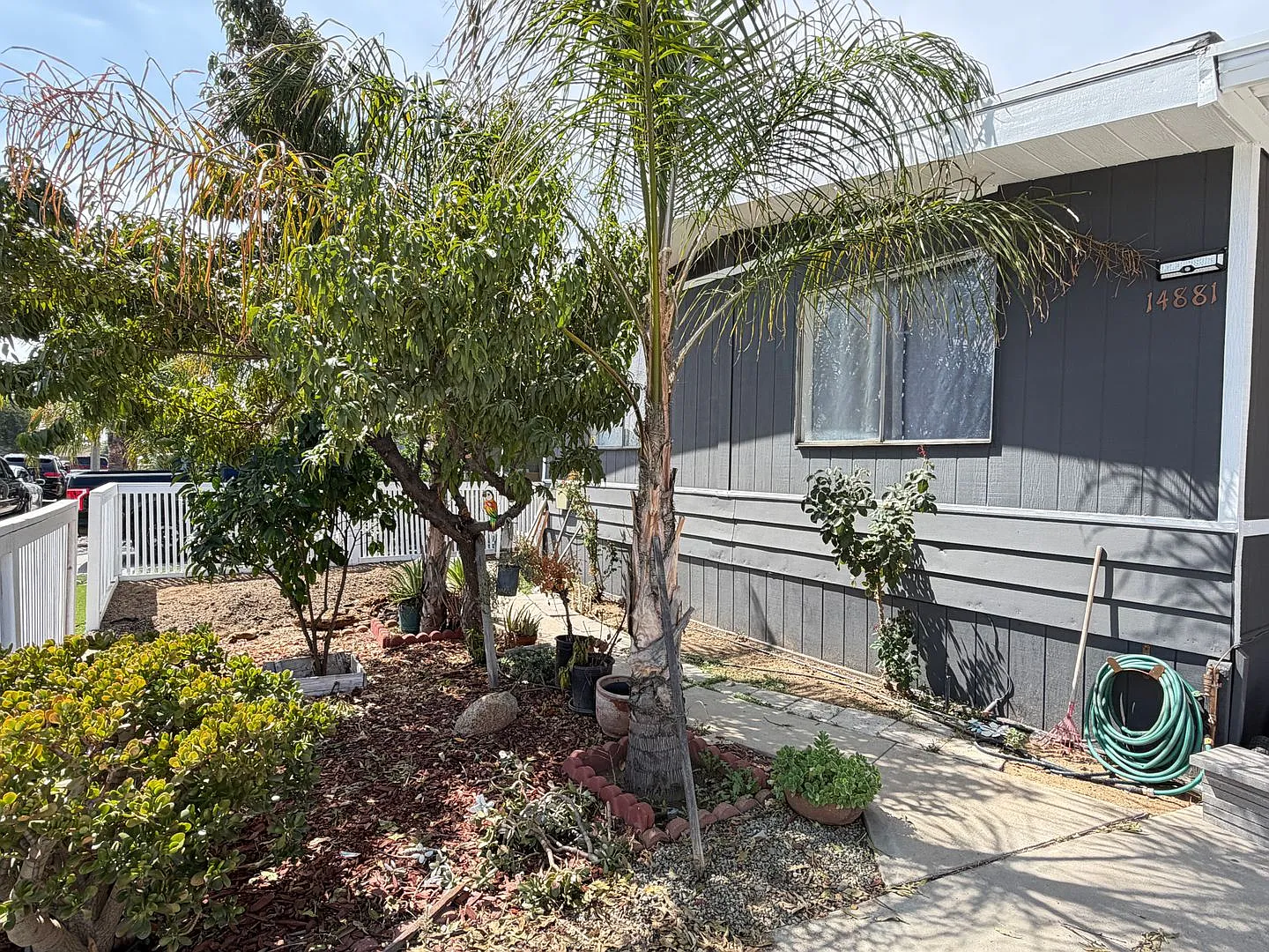 Newly Refreshed 3 bedroom in Moreno Valley — Photo 2