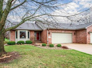 2506 W Benton Ct, Peoria, IL 61615