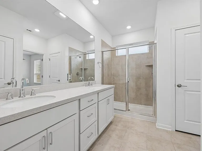 6407 Rounded Pebble Ln — Photo 15