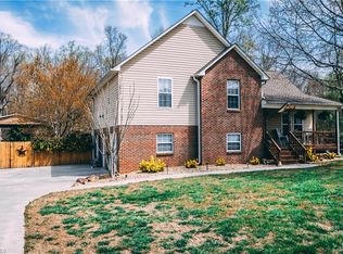 188 Sunset Ridge Ln, Lexington, NC 27295