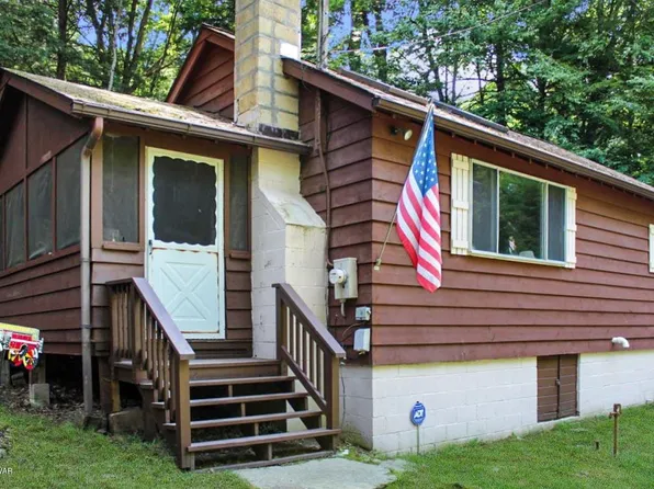 175 Laurel Trl, Greentown, PA 18426