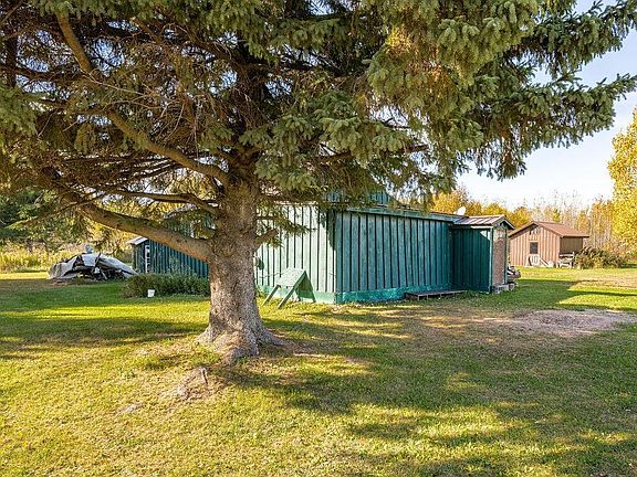 32nd image of 2088 County Rd 142