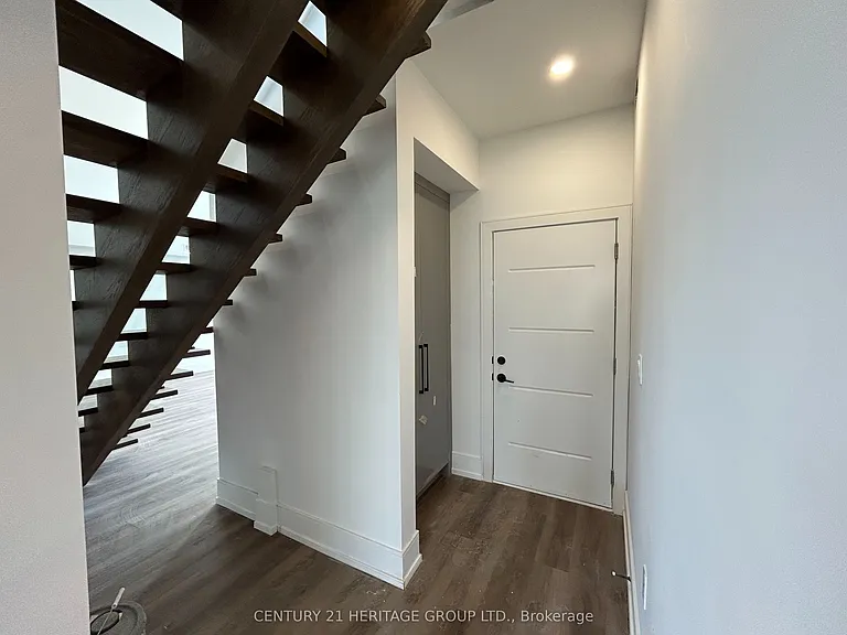 3716 Quayside Dr — Photo 10
