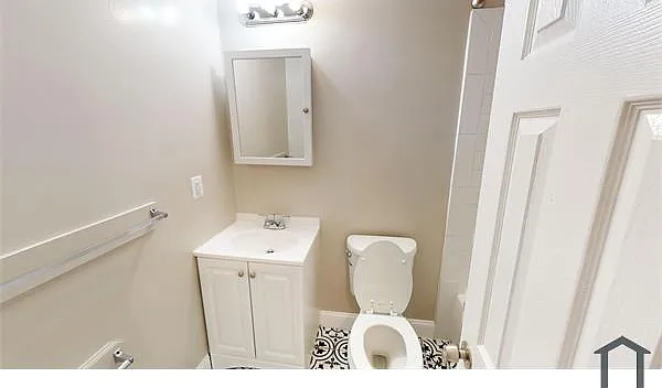 3 bed, $2,549 — Photo 4