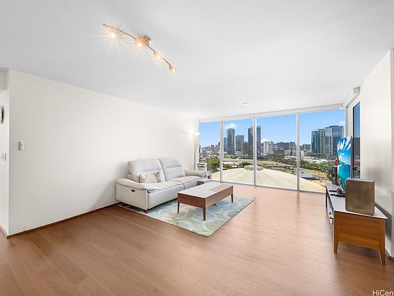 5th image of 888 Kapiolani Blvd #1703