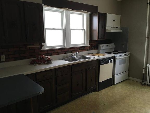 3rd image of 43 Tampa Ave #5