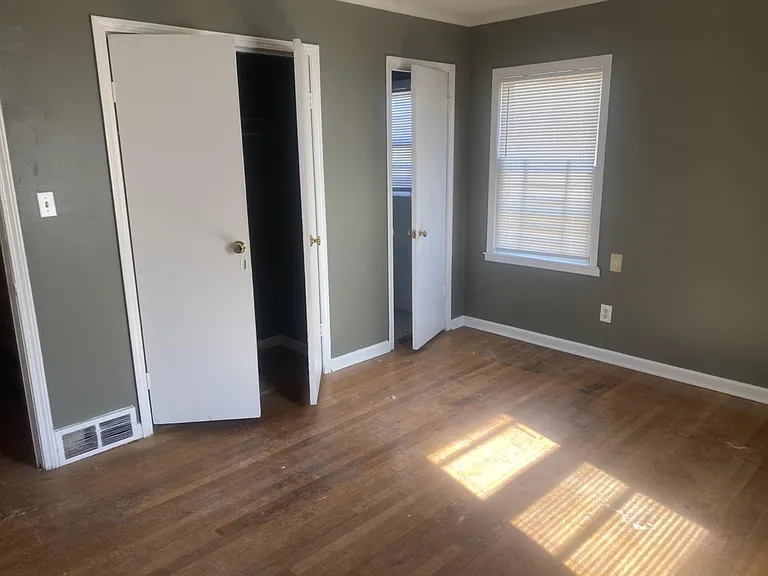 3064 Cromwell Ave — Photo 14