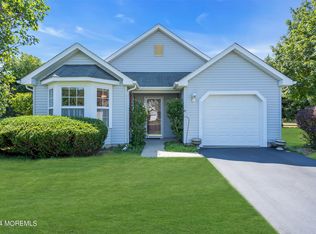 5 Springer Ct, Whiting, NJ 08759