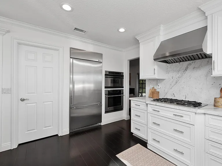 4670 Pine Valley Pl — Photo 16