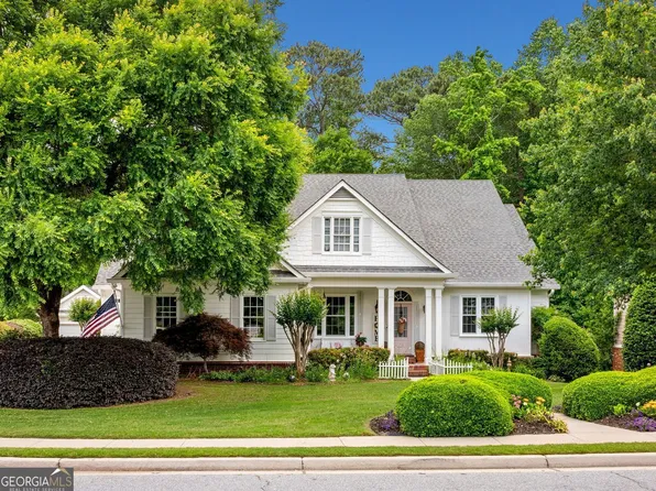 450 Bay Grove Rd SE, Loganville, GA 30052
