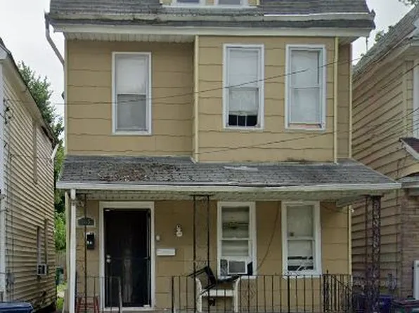 135 W Delavan Ave APT 2, Buffalo, NY 14213
