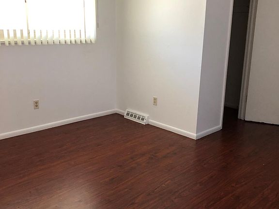 2nd image of 9032 E Mansfield Ave