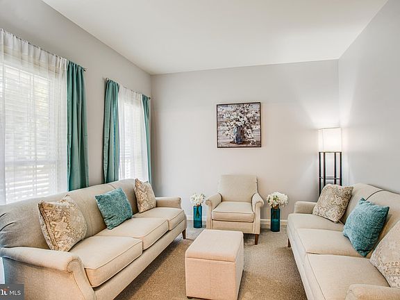 4th image of 6402 Summer Breeze Ct