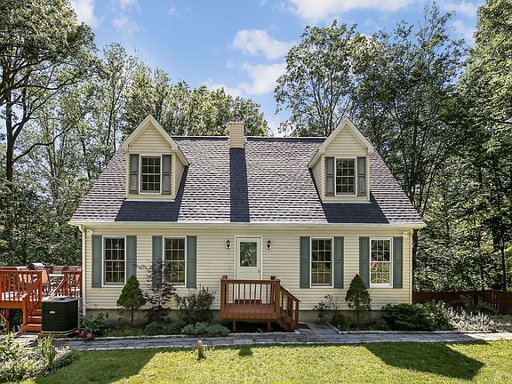 2979 hickory st,yorktown heights,ny,10598    (02of 25 ).jpg