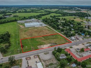 E Elm St, Lebanon, MO 65536