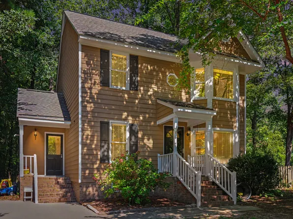 4605 Ellsmere Ln, Raleigh, NC 27604