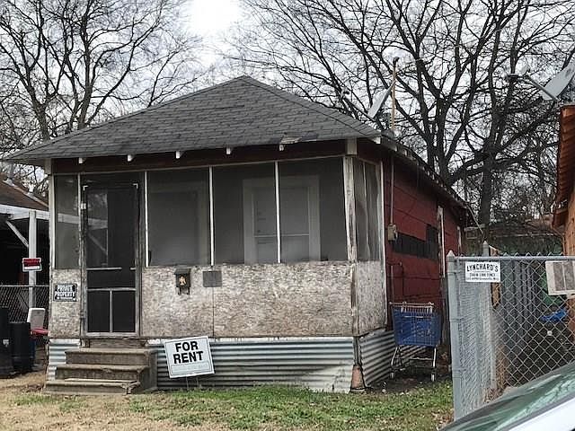 2nd image of 409 Dean St