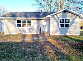 106 Edding Ln, Fairview Heights, IL 62208