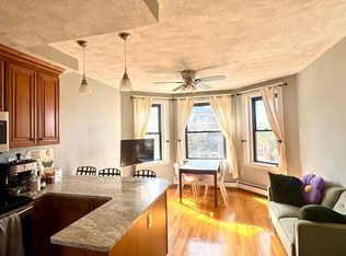 451 Park Dr APT 5A, Boston, MA 02215