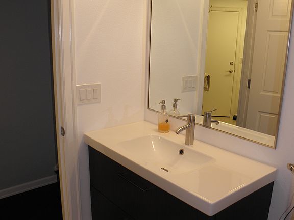 5th image of 17709 NE 105th St