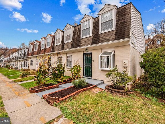 4th image of 1765 Dutch Village Dr Unit L-326