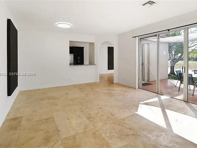 13212 NW 8th St #Townhouse 13212 — Photo 8