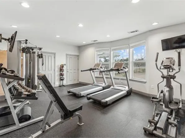 1385 Ashley River Rd, Charleston, SC