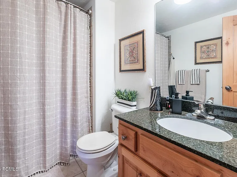 1653 Fox Hollow Ln #E — Photo 21