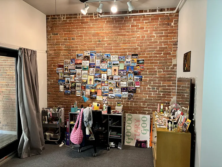 118 S Market St #200 — Photo 10