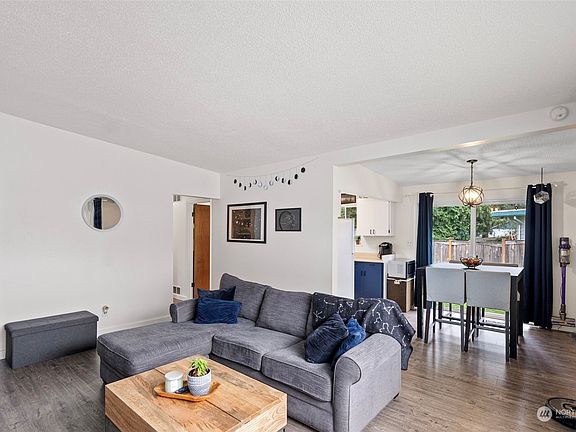 4th image of 3927 S 343rd Street