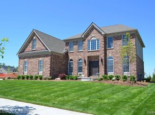 24801 Mallard Trail Ln, Novi, MI 48374