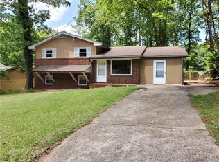 974 Tamarack Trl, Forest Park, GA 30297